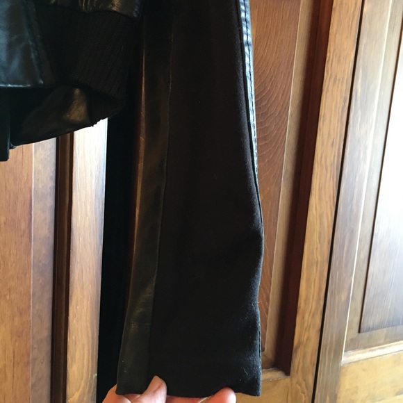 BCBG Black Leather Bomber Jacket with Sherpa Shearling Collar small - Picture 14 of 14